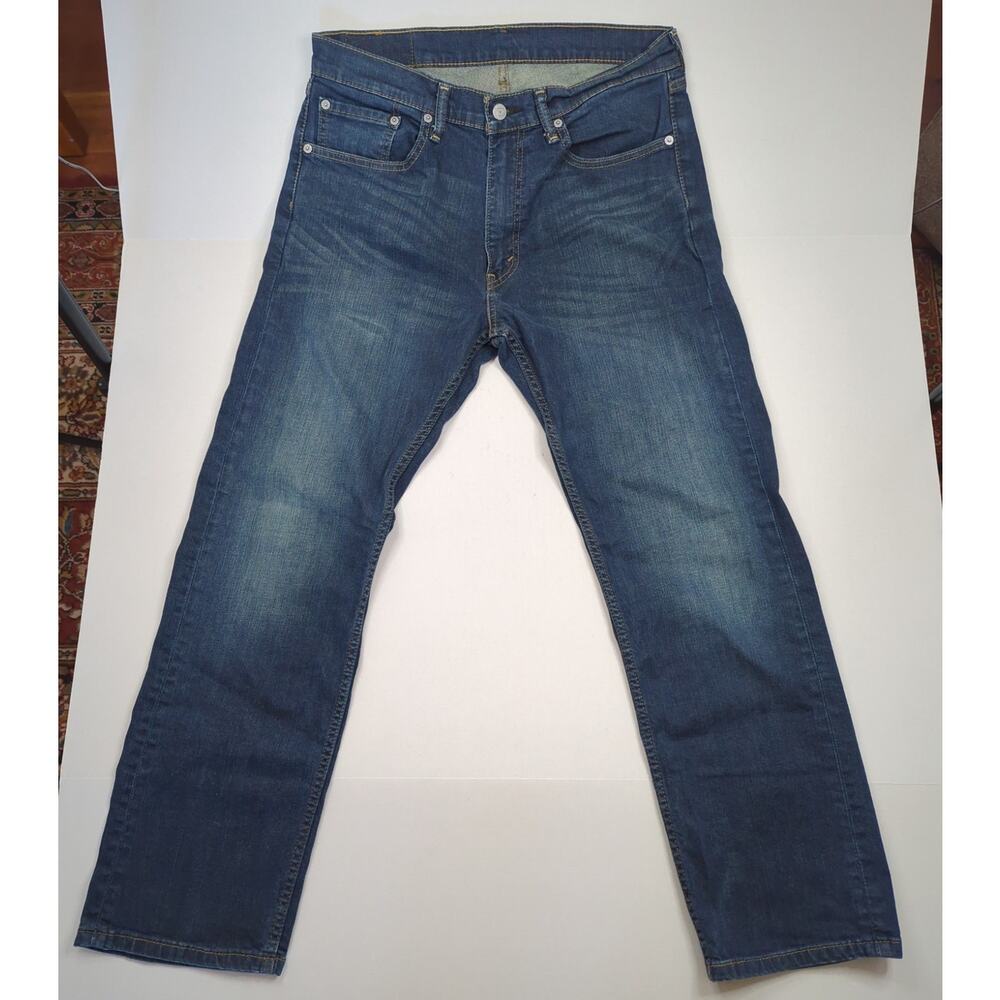 VTG Levi's 505 31x29 (tagged 33x30) Straight Leg Men's Medium Wash